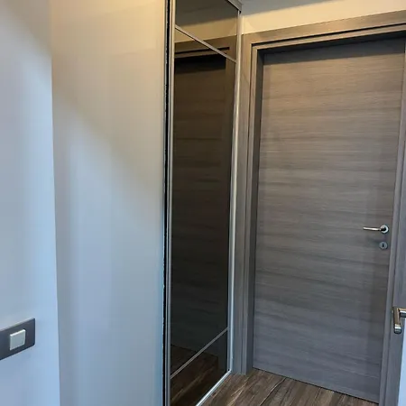 Apartament White Tower Mamaja
